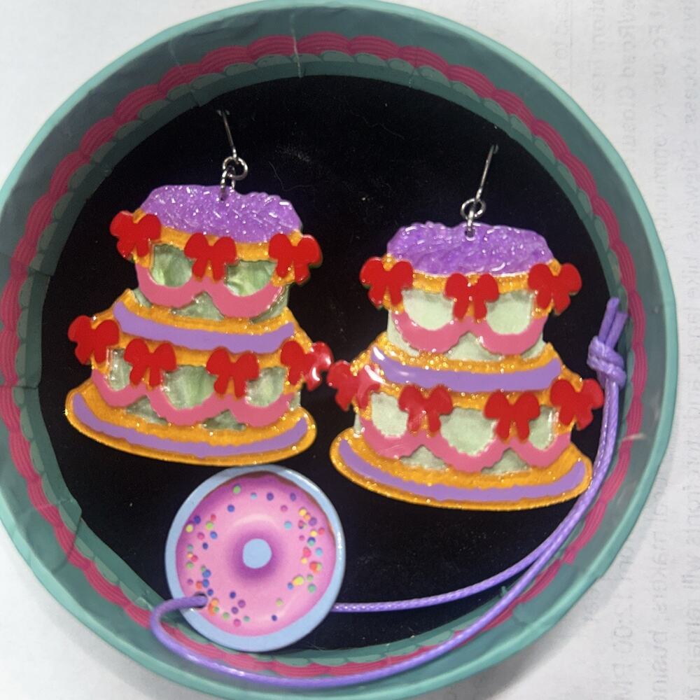 Copied - Erstwilder Vintage Dreams Showstopper Cake Earrings NWT - Picture 2 of 5